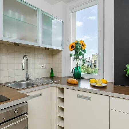 Apartamento Shortstaypoland Madalinskiego *
